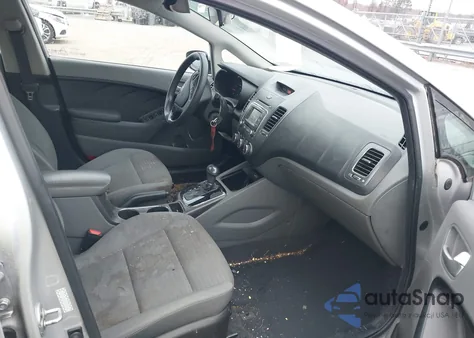 2017 Kia Forte Lx z USA, uszkodzony, nr VIN 3KPFL4A72HE045321